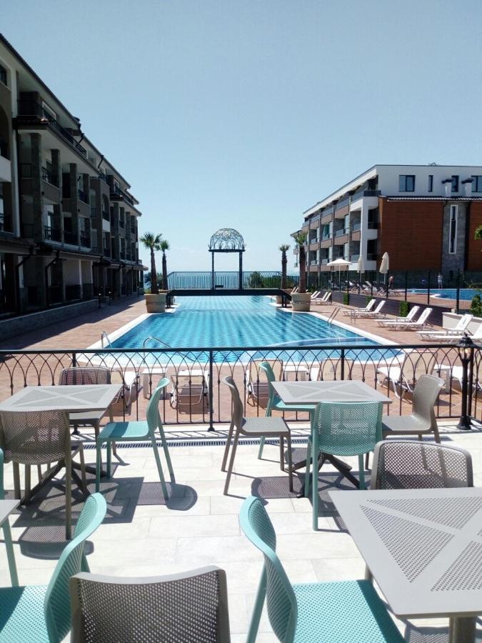 Burgas Beach Resort 2 Apartments Ngoại thất bức ảnh