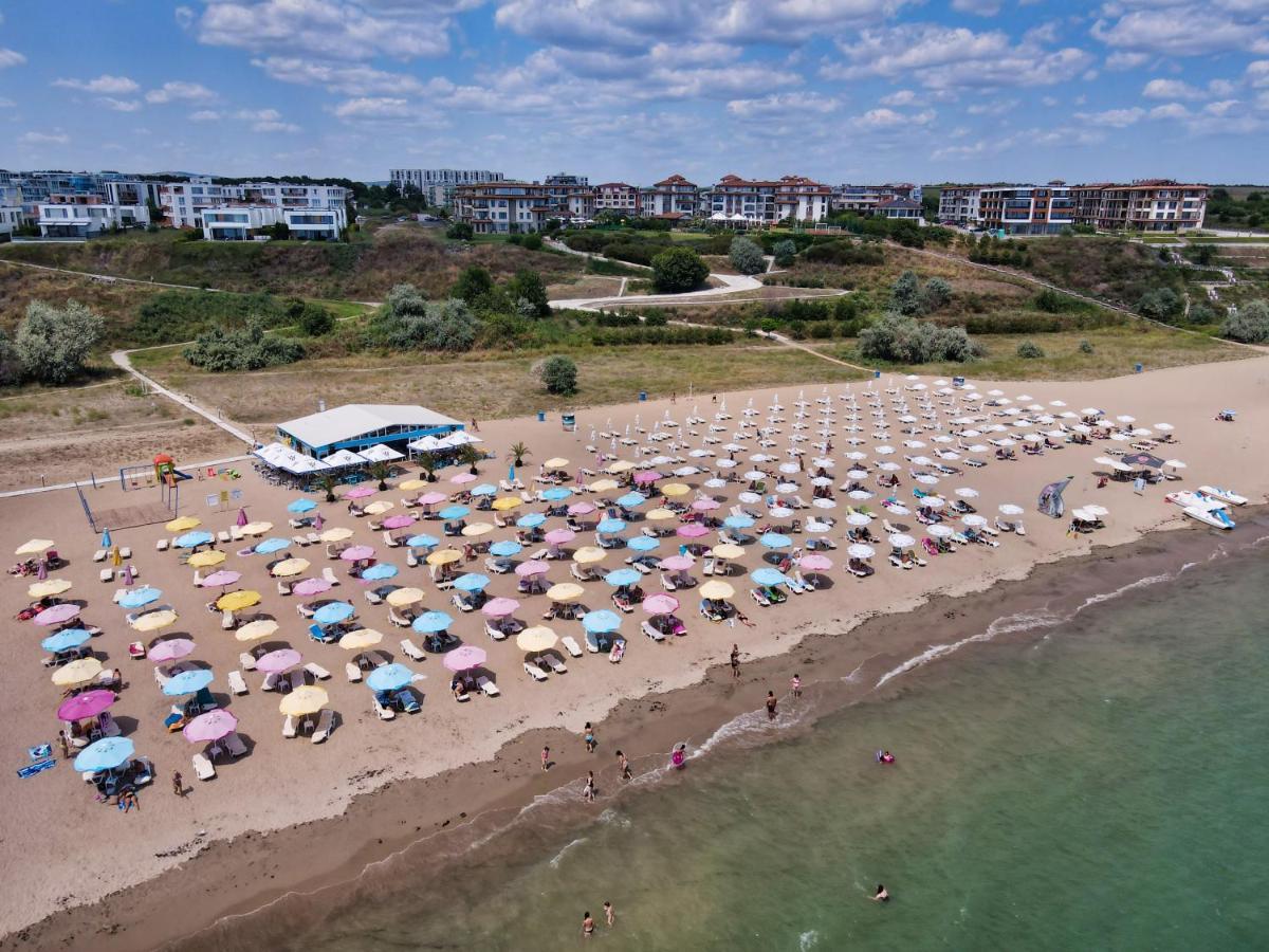 Burgas Beach Resort 2 Apartments Ngoại thất bức ảnh